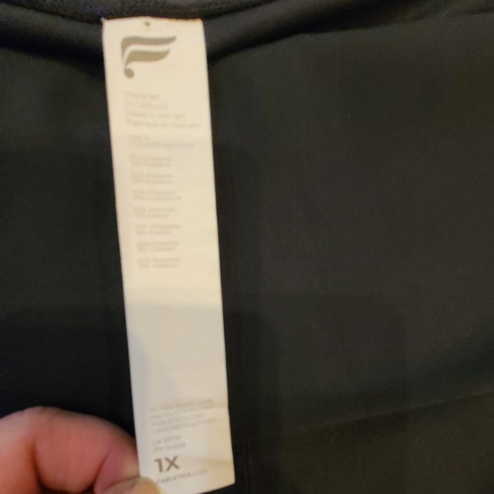Fabletics Pure Luxe - Picture 10 of 10